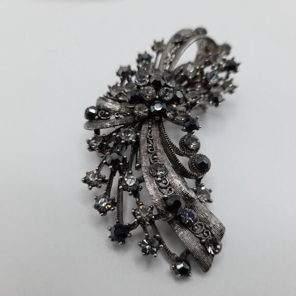 Vintage Gray Silver Black Rhinestone Brooch Pendant, 2 3/4 Inches - Picture 12 of 12